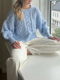 Kukombo Women's Y2K Cable Knit Sweaters Chunky Long Sleeve Crewneck Cropped Pullover Sweater Tops Warm Jumper Tops Knitwear