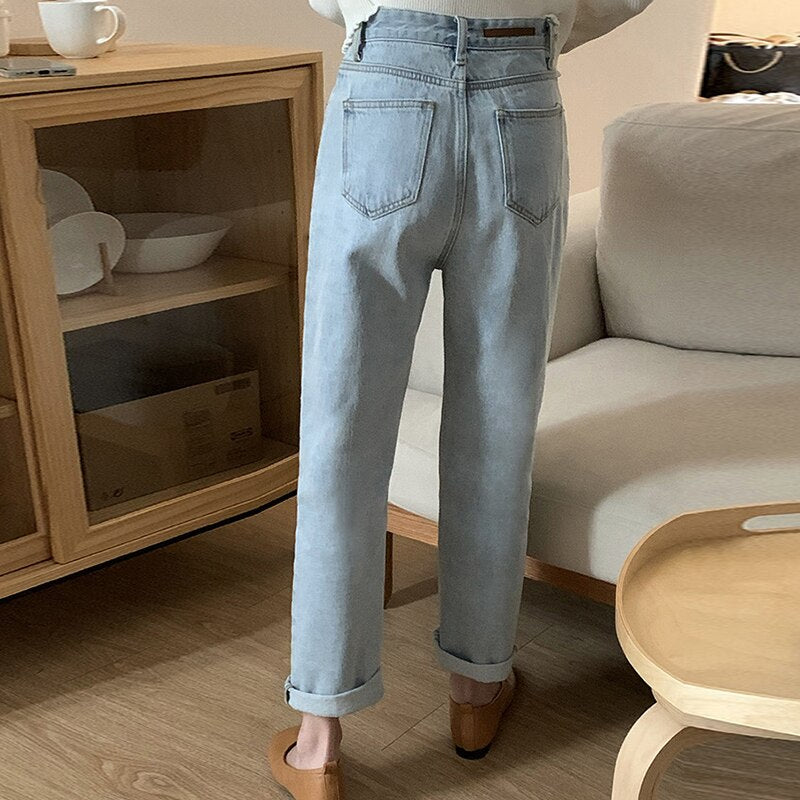 Christmas Gift High-rise Straight-leg Jeans Woman Korean Loose Light Color Plus Size Jeans Women Spring New Harajuku Women's Jeans 2021
