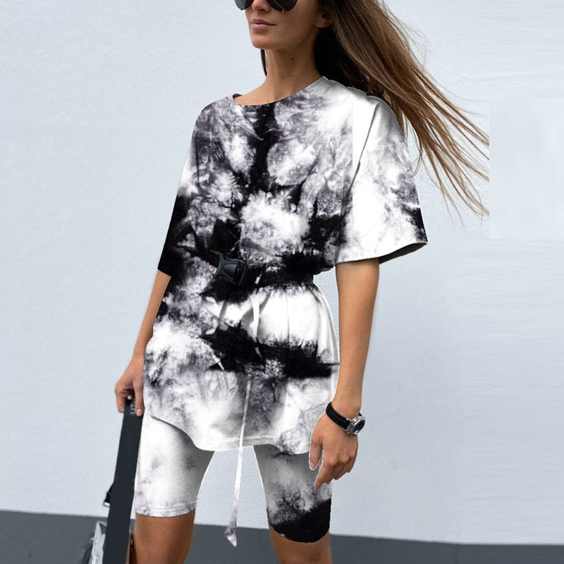 Kukombo  2022 New Casual Tie Dye Women Two Piece Sets With Belt Home Loose Sports Tracksuits Fashion Leisure Bicycle Suit Summer Clothing