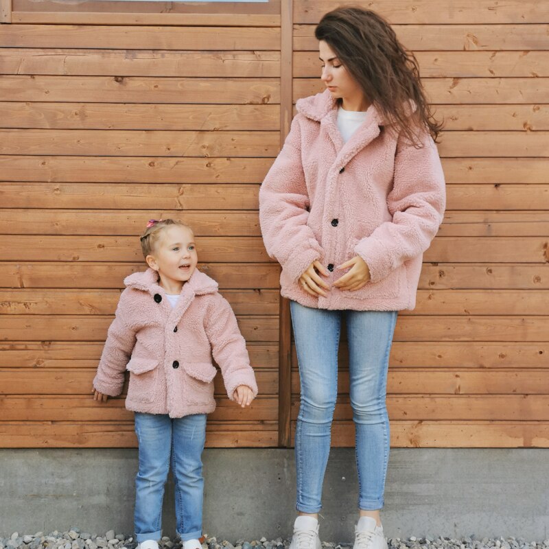 Christmas Gift 2021 Fashion Mother & Daughter Teddy Faux Fur Coat Winter Warm Pocket Women Girls Overcoats Sisters Street Sweet Jacket Coats