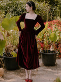 Kukombo High-End Retro Velvet Puff Sleeve Dress Ladies French Beaded Cross Lace Square Collar Elegant Red Palace Style Princess Dresses K155