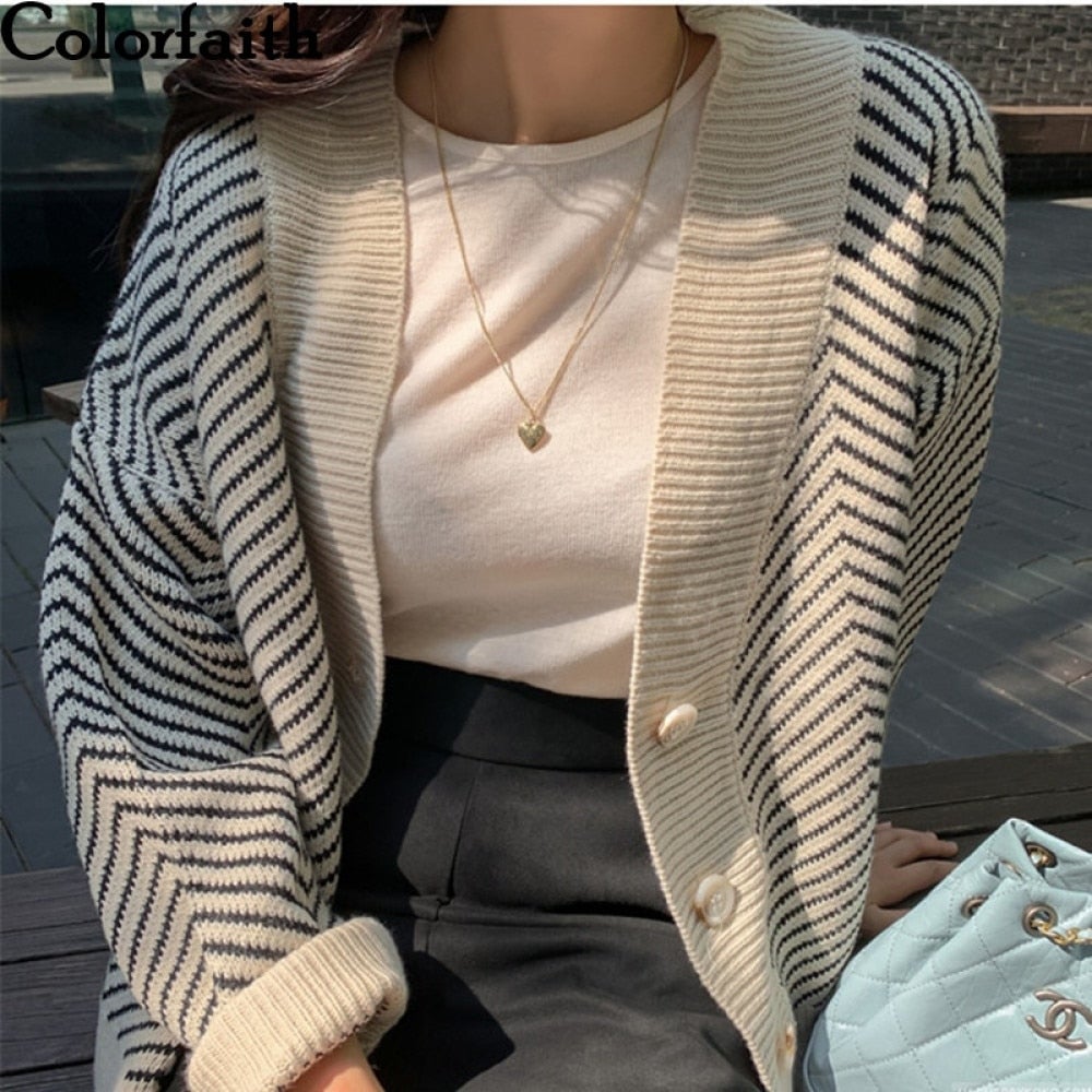 Christmas Gift 2021 Women's Knitwear Winter Spring Striped V-Neck Cardigans Buttons Oversize Korean Style Lady Sweaters Tops SWC3033